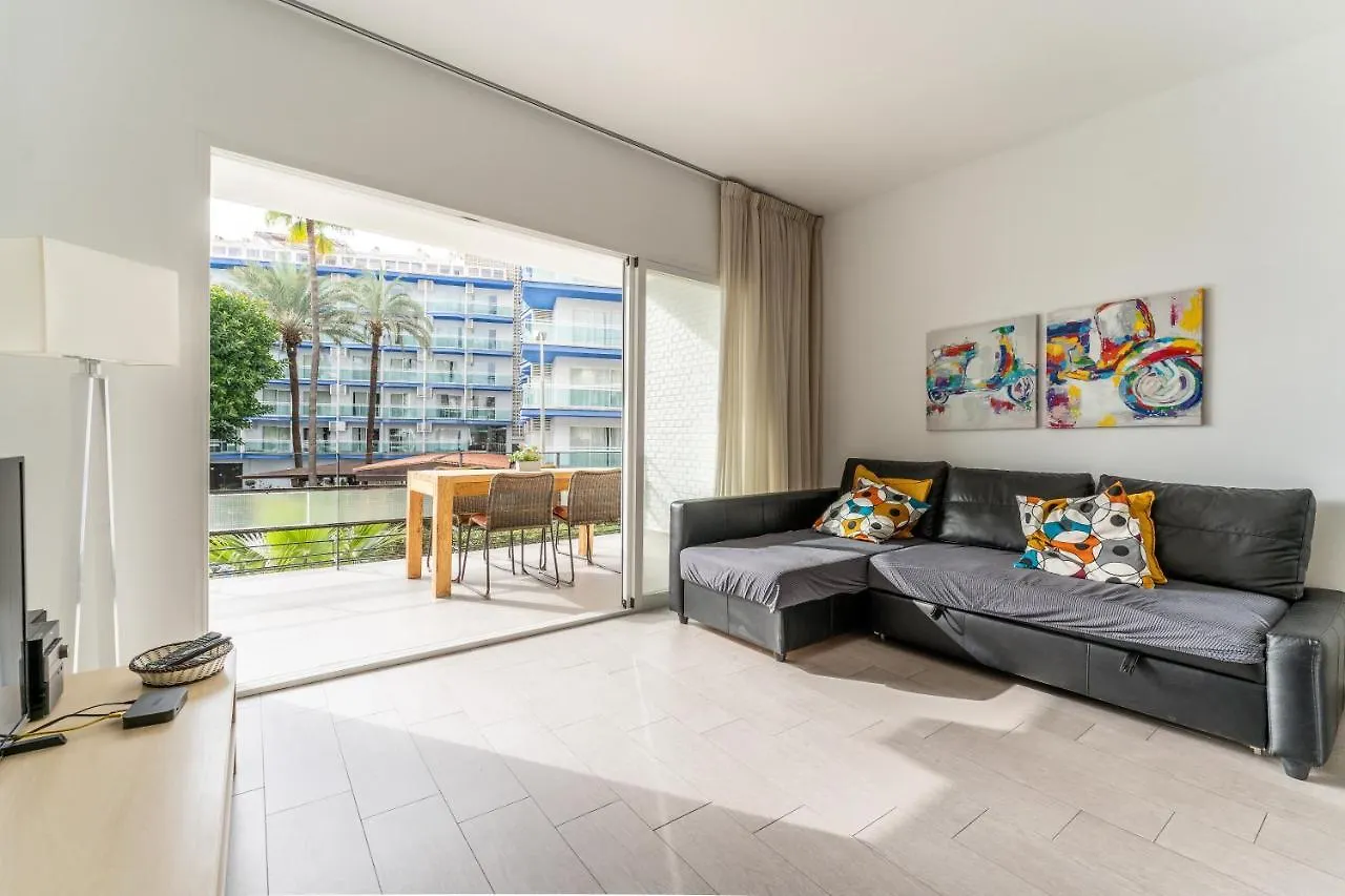 Apartamento Steps From Puerto Marina Benalmádena